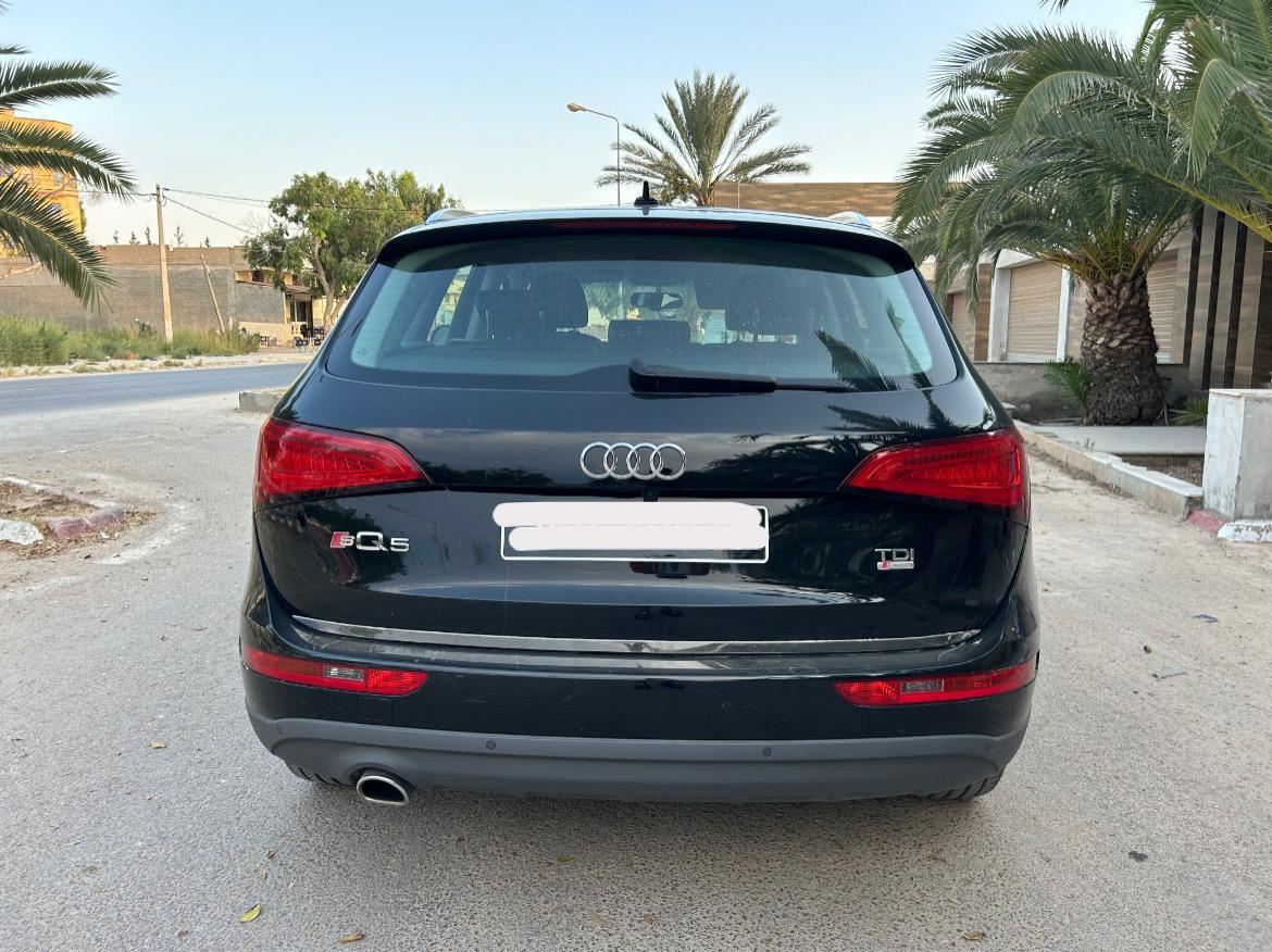 Audi Q5 2.0L TDI 150cv 2014 excellent état 