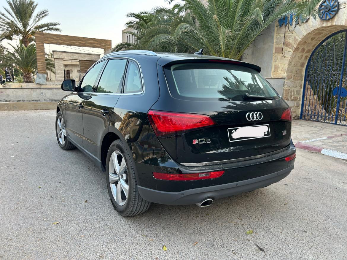 Audi Q5 2.0L TDI 150cv 2014 excellent état 