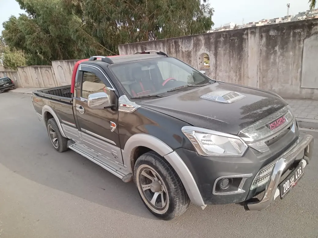 ISUSU D MAX