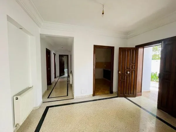 A louer Appartement S+3 à Jardin d'el Menzah 1