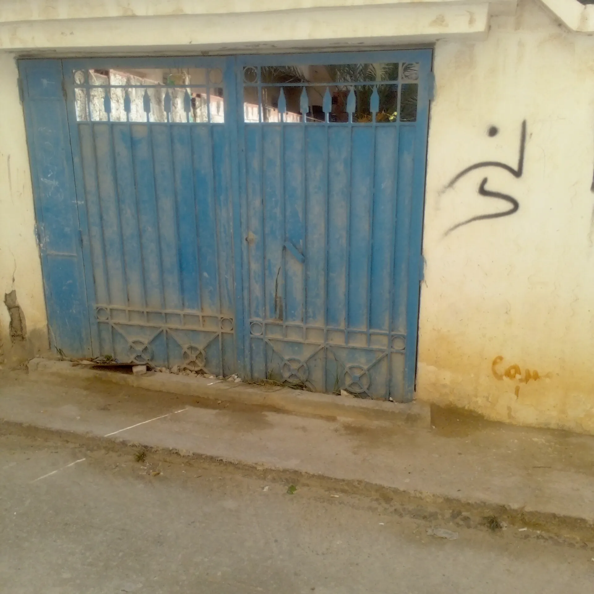 Un terrain à vendre à 103 000 Dt