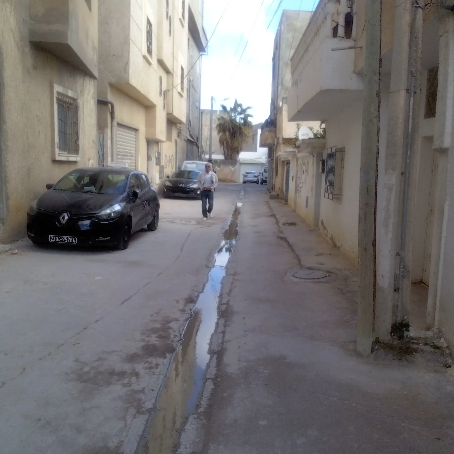 Un terrain à vendre à 103 000 Dt