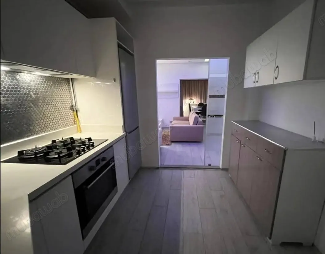 SUPERBE APPARTEMENT S+2 HAUT STANDING À MENZAH 9C** - photo 2