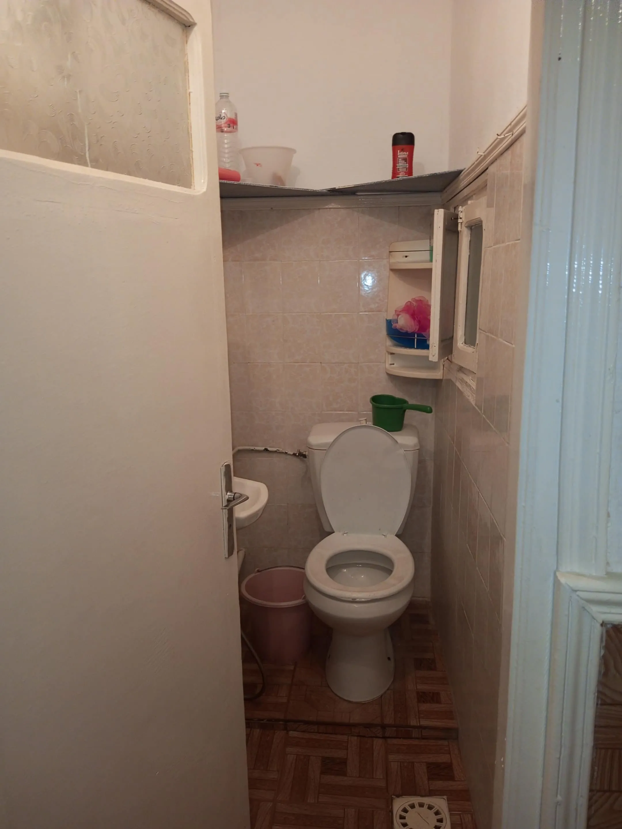un étage d'une maison s+2 vide au 1er étage a louer a Omrane Supérieur Prés de lycée Lasfer