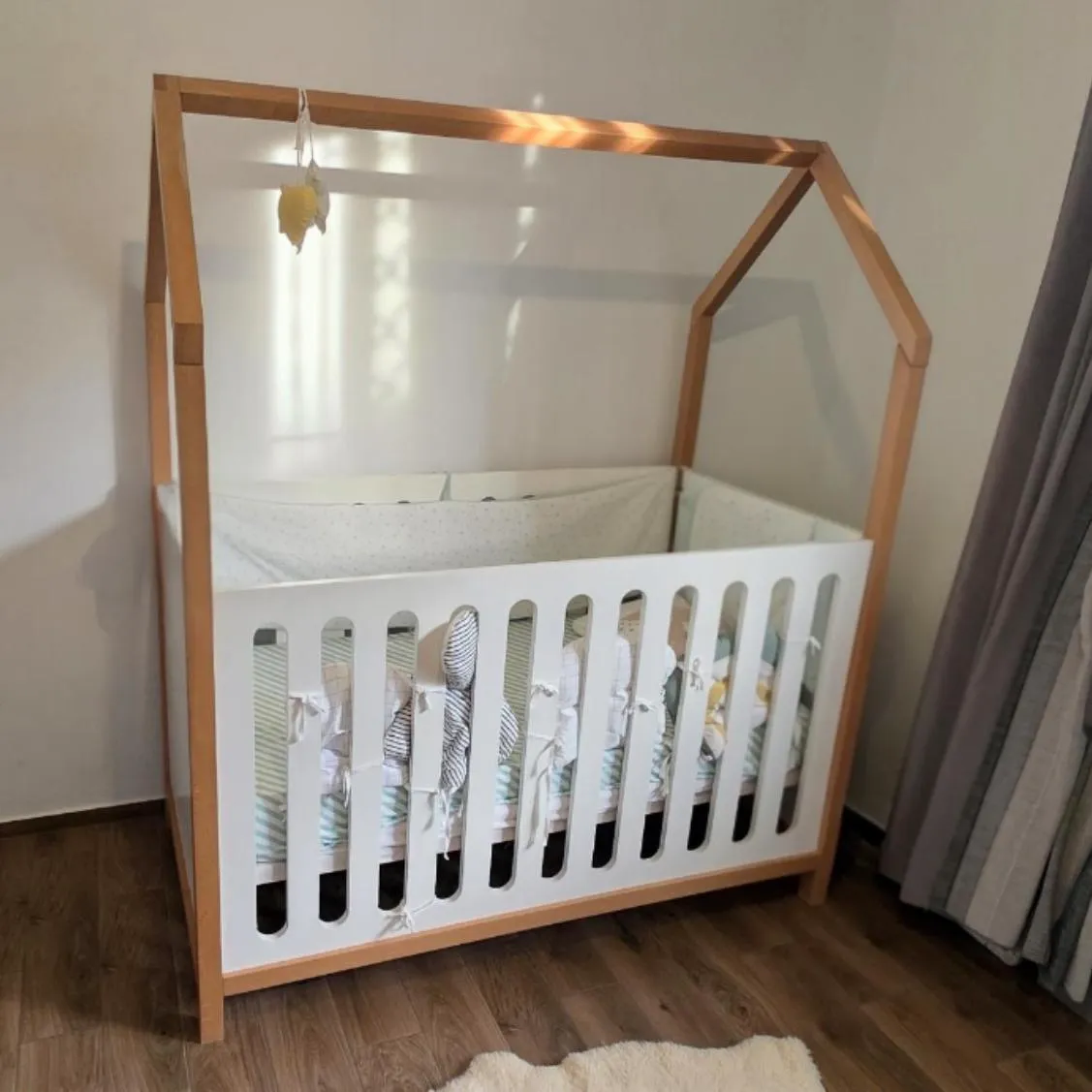 À vendre : Lit bébé en excellent état