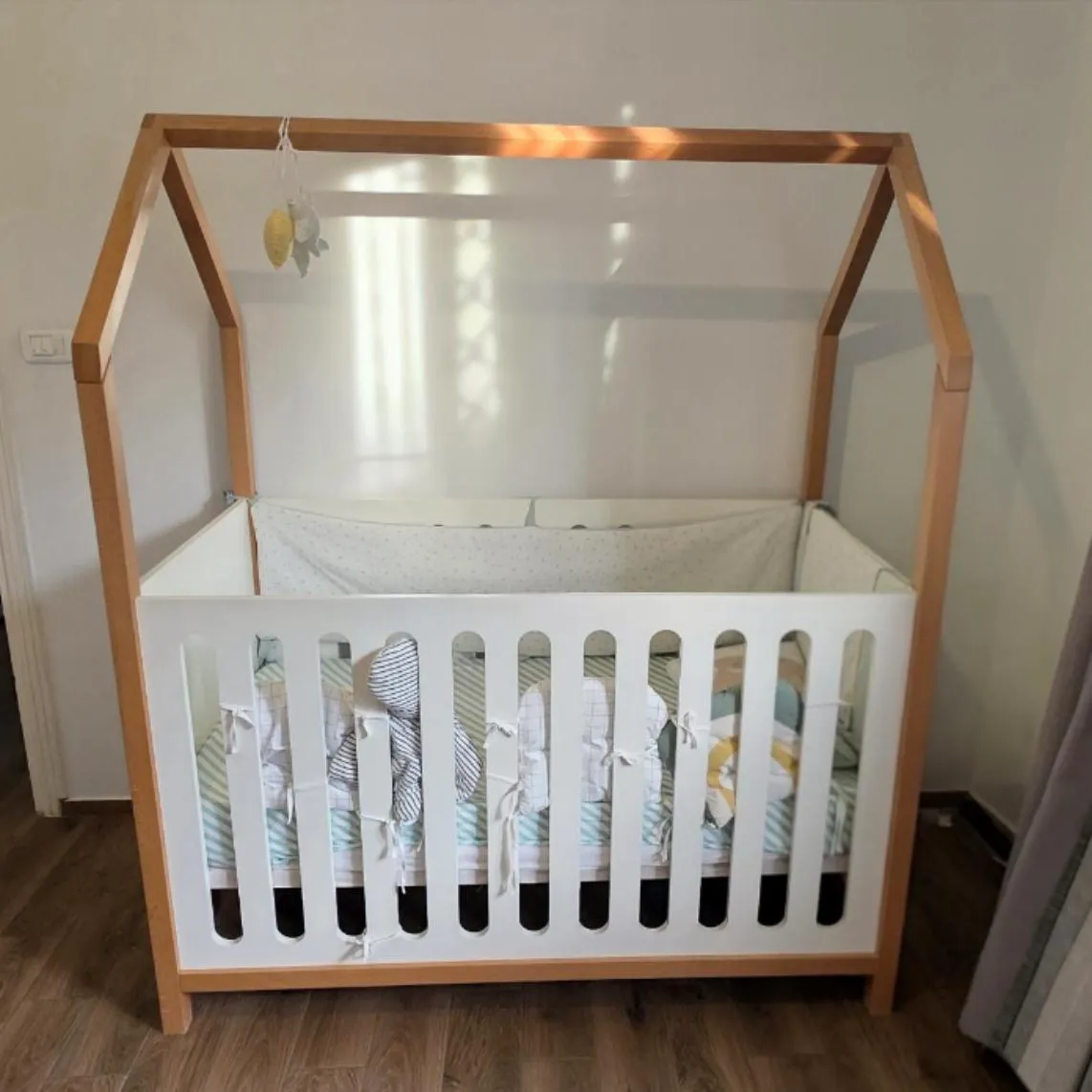 À vendre : Lit bébé en excellent état