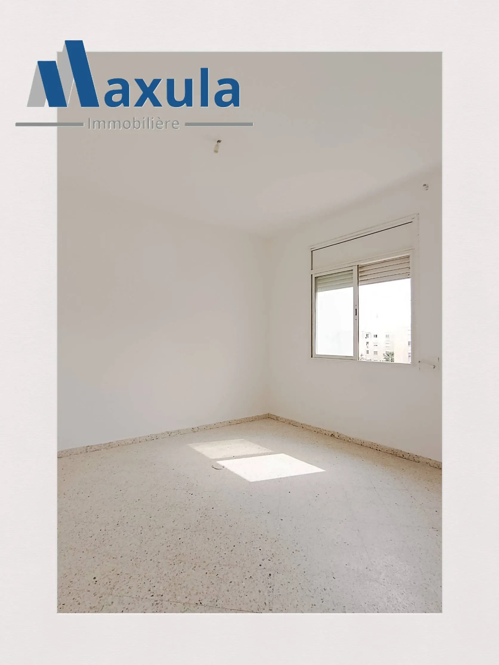 À LOUER APPARTEMENT S+2 AU 2ÈME ÉTAGE À RADES CITÉ OLYMPIQUE