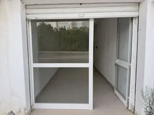 Local commercial 15 m² à El Mourouj 5