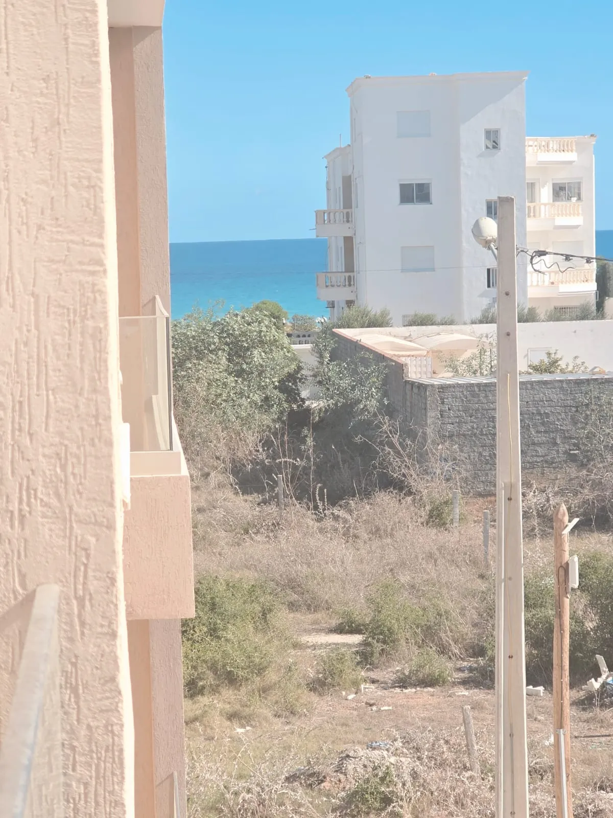 Des appartements S1 et S2 direct promoteur chat meriem 100 mètres de la plage