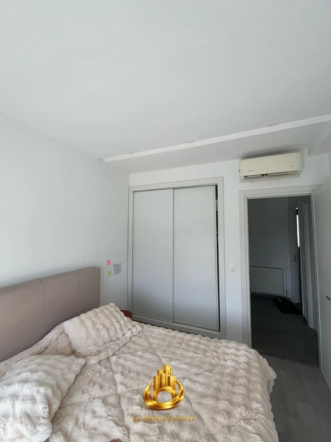 Location Annuelle : Appartement S+2 Haut Standing Vue Sur Mer à Néapolis, Nabeul 
