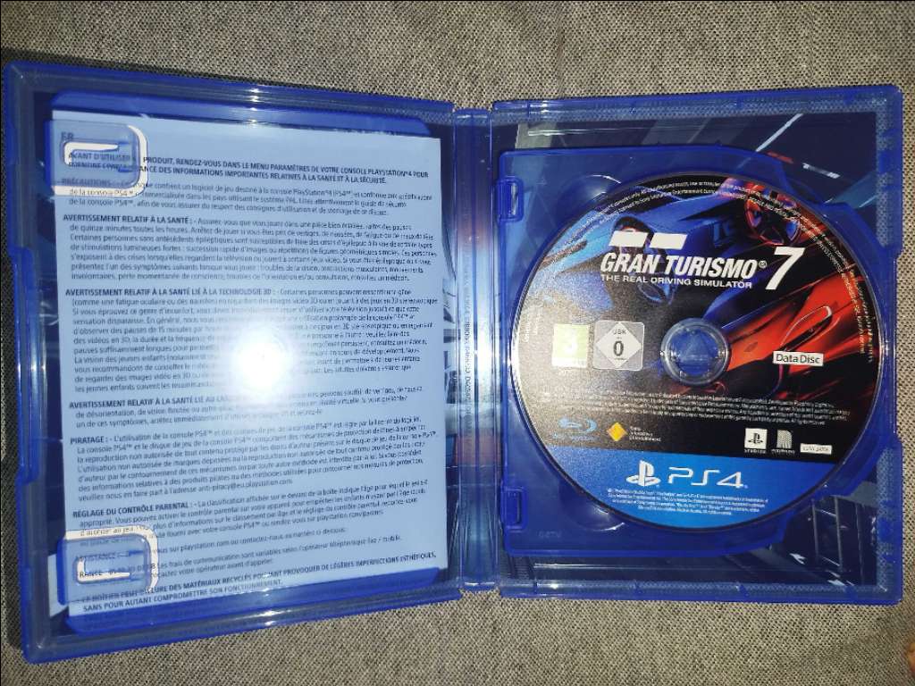 CD et camera original pour ps4