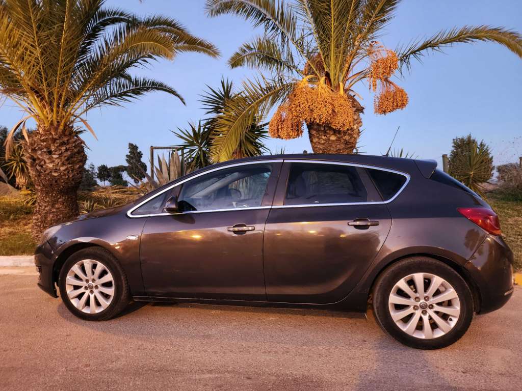 Opel astra j auto turbo