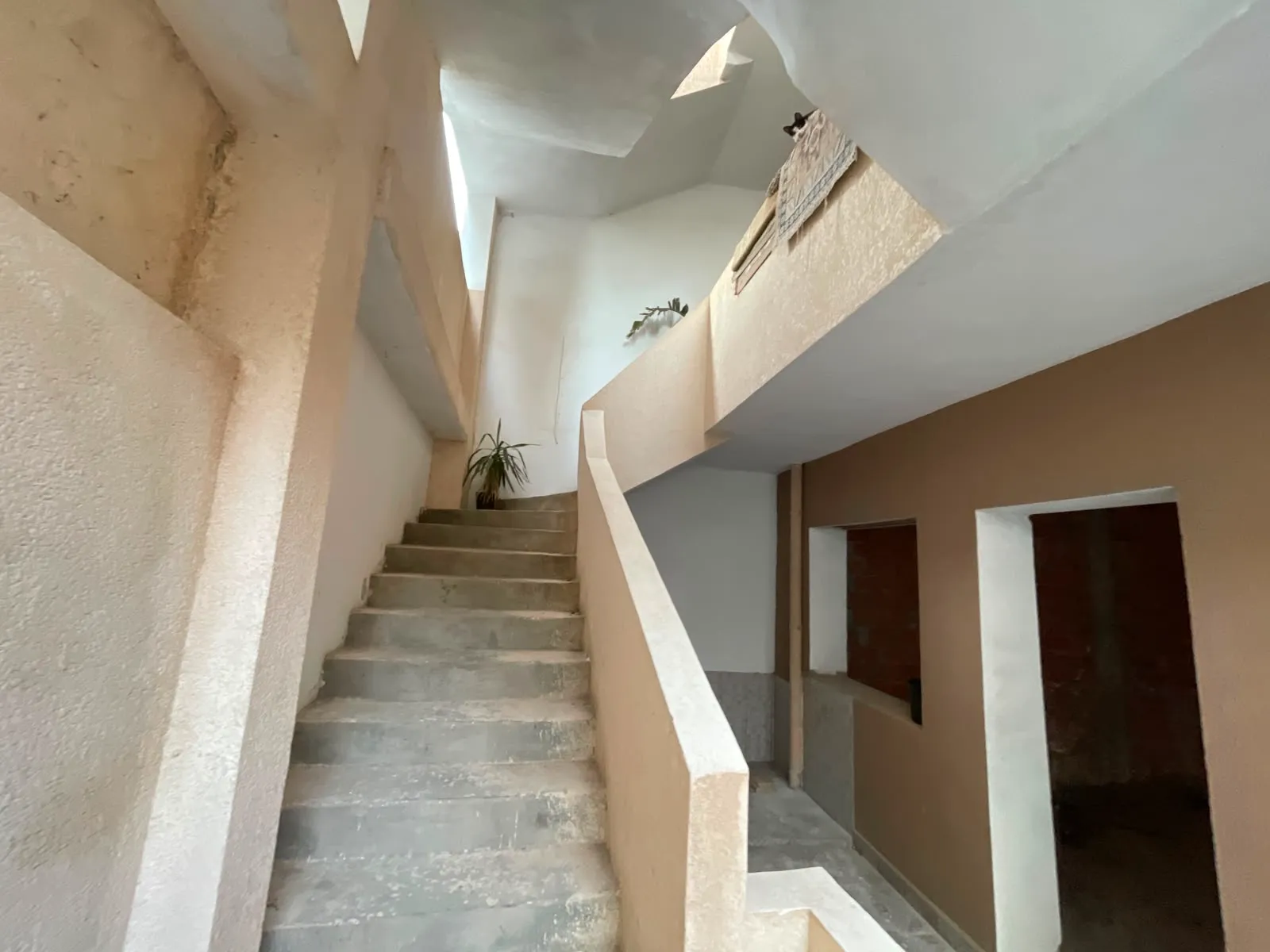 A Vendre un Etage de Villa S+4 à Bizerte