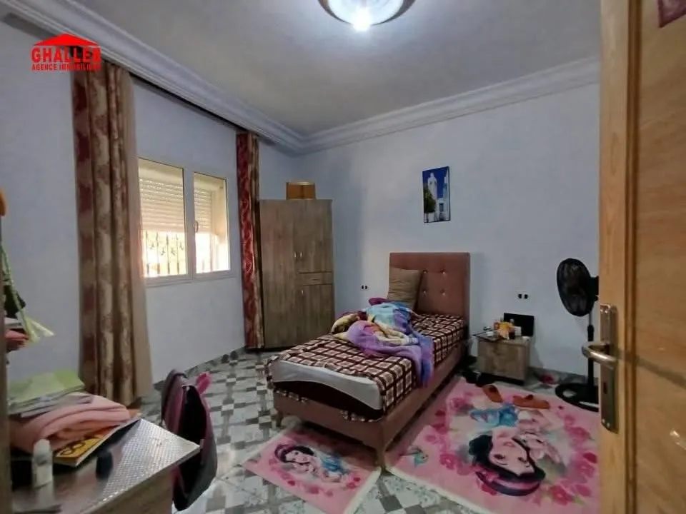 maison avec 3 garages 29730412