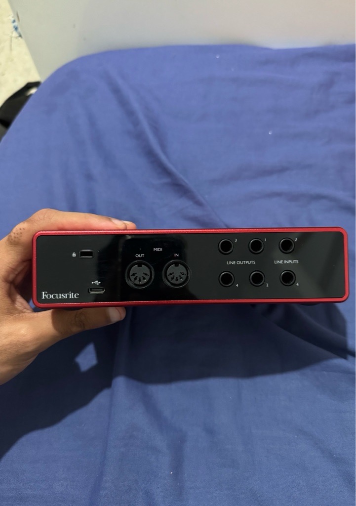 Focusrite 4i4 3rd gen