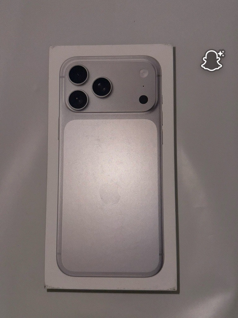 🍊 IPhone 17 pro Max 512go couleur Argent 🍊 