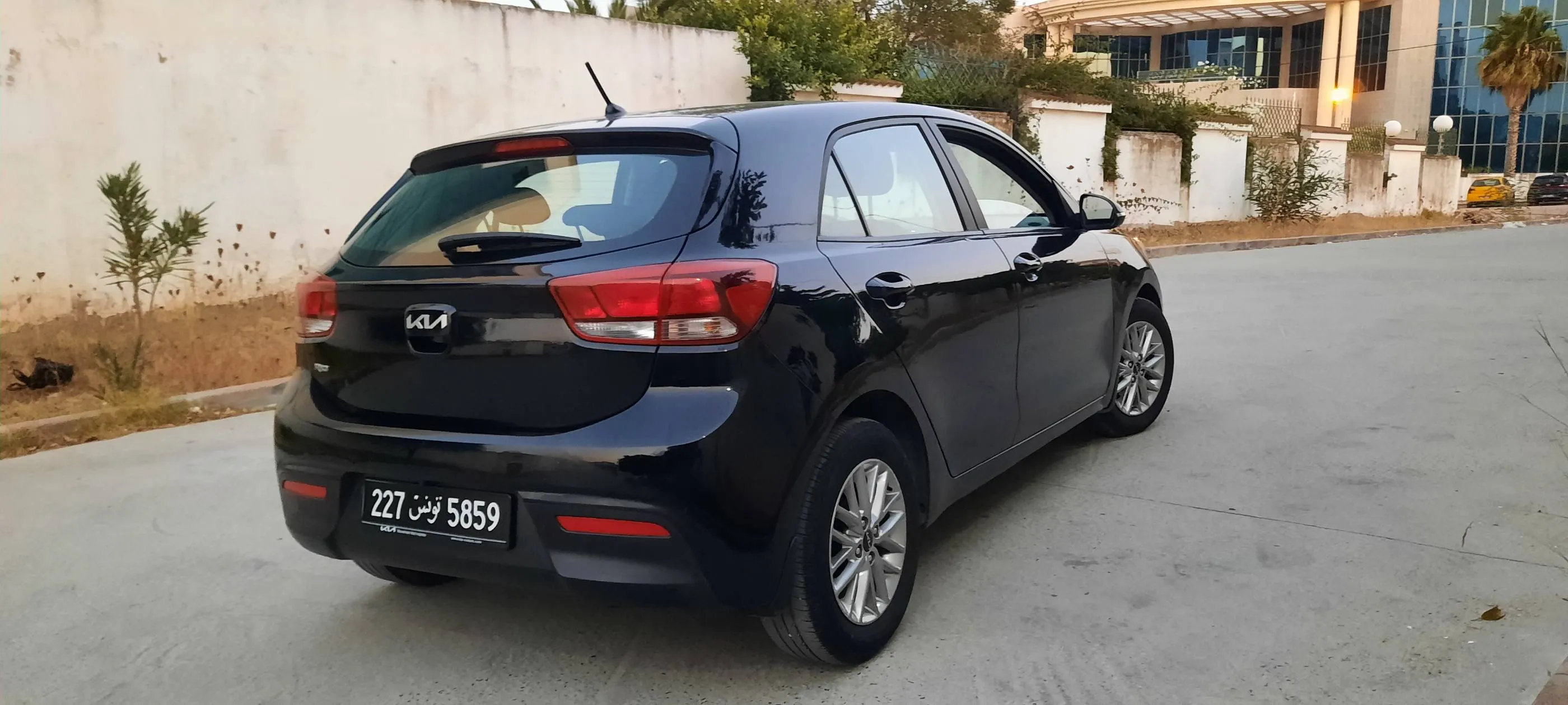 Kia Rio toute neuve 4cylindres 2022 Tl:28431642