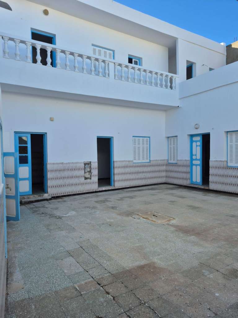 منزل للبيع 200 متر خنيس المنستير