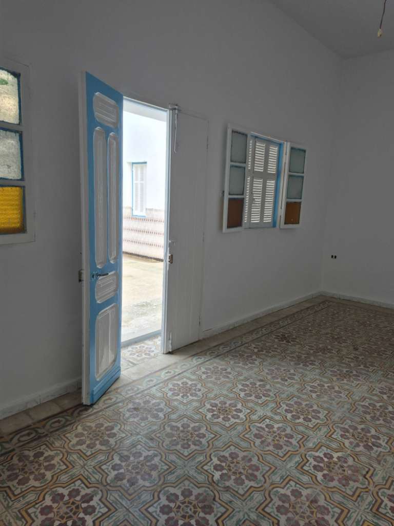 منزل للبيع 200 متر خنيس المنستير