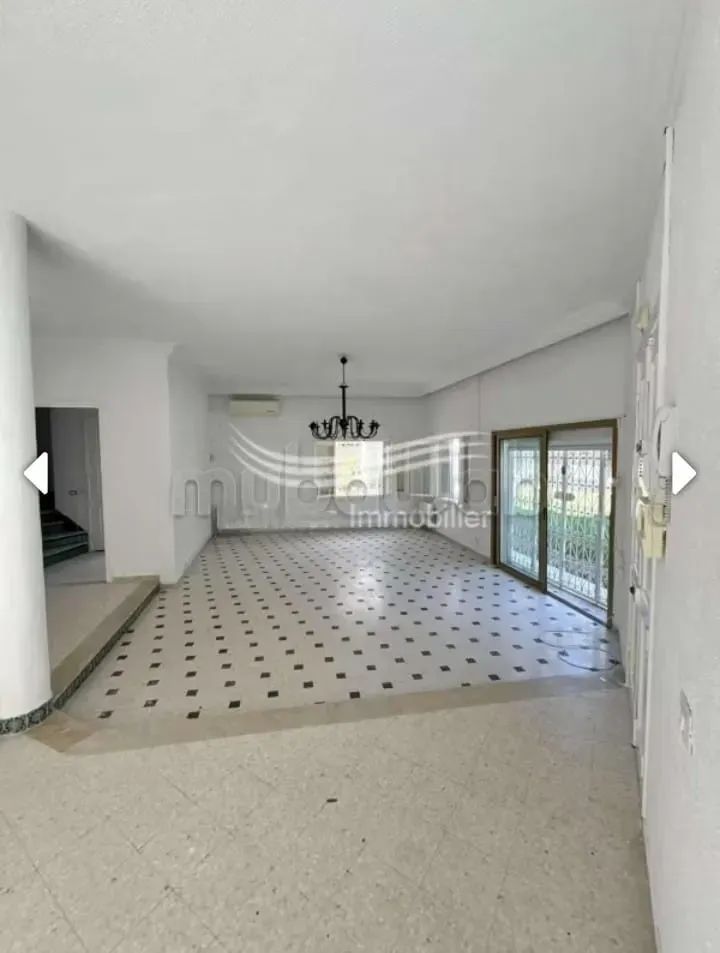 KANTAOUI CALLING ! Villa Haut Standing, Jardin, Piscine & Style