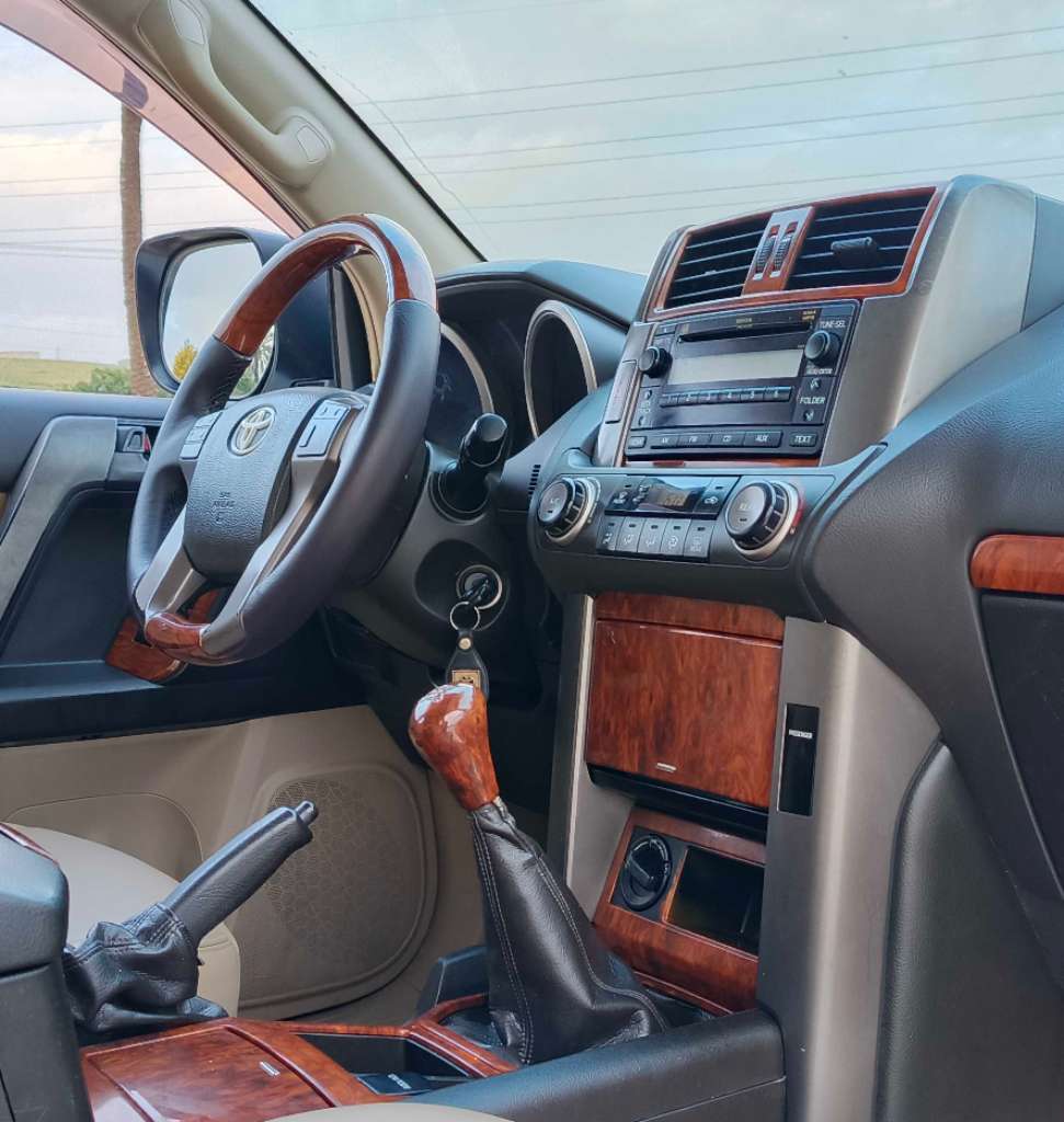 đ Toyota prado TXL 3.0L 7 places