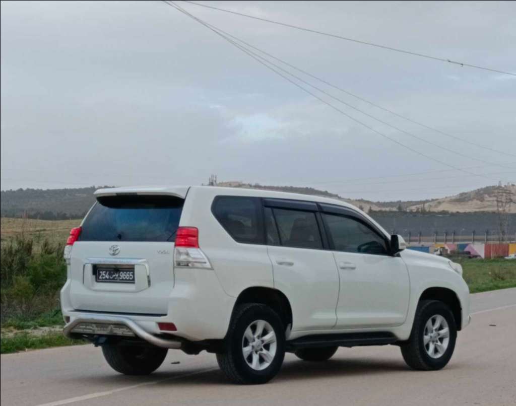 đ Toyota prado TXL 3.0L 7 places