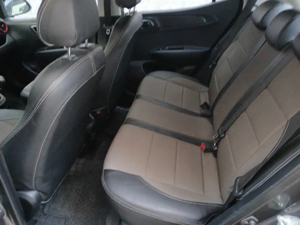 HYUNDAI GRANDE i10 ESSENCE Tel 24 313 594 - photo 9
