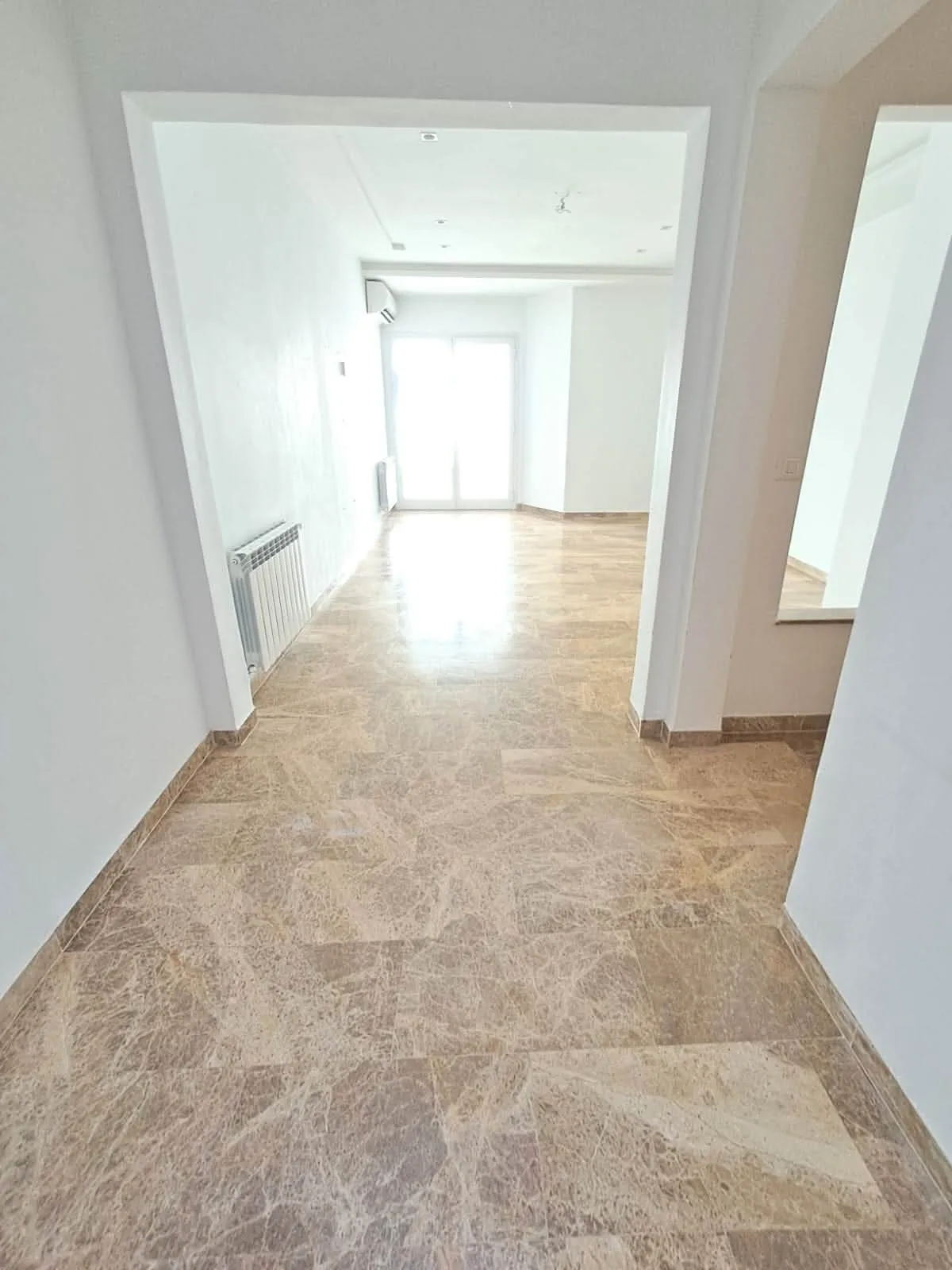 LOCATION Agréable appt S+3 HAUT STG