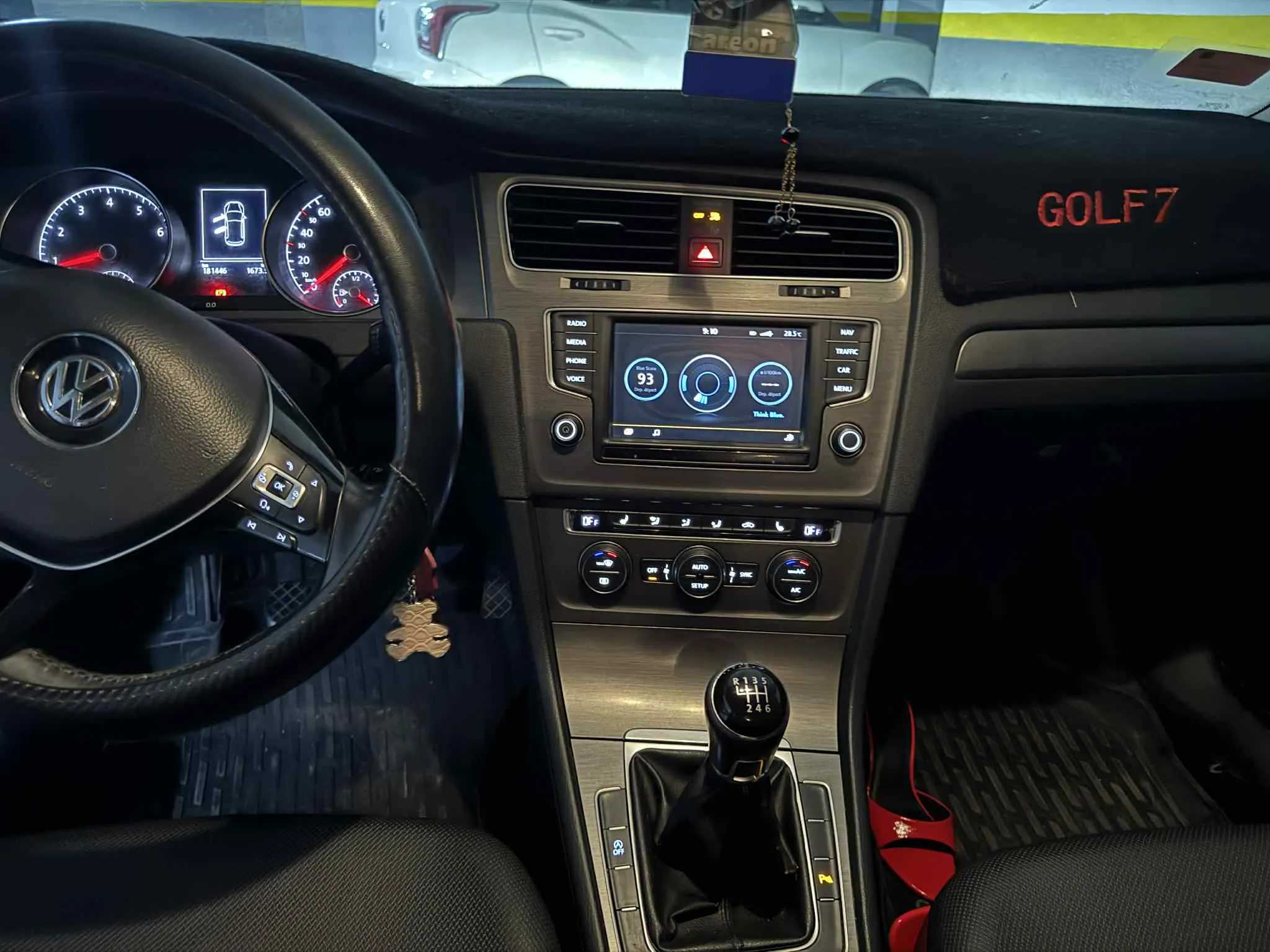 Golf 7 Essence Blue Motion. Une voiture très propre et bien entretenue