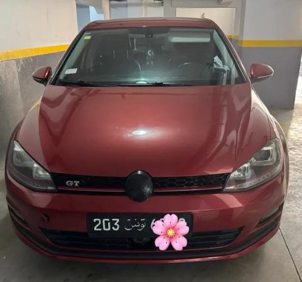 Golf 7 Essence Blue Motion. Une voiture très propre et bien entretenue