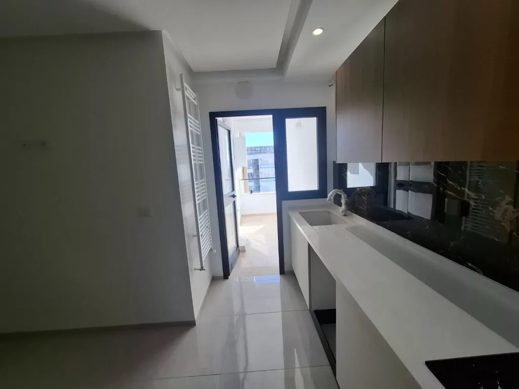 Appartement S+2 Haut Standing – 104,98 m² – 6ème étage – Parking sous-sol – Direct Promoteur