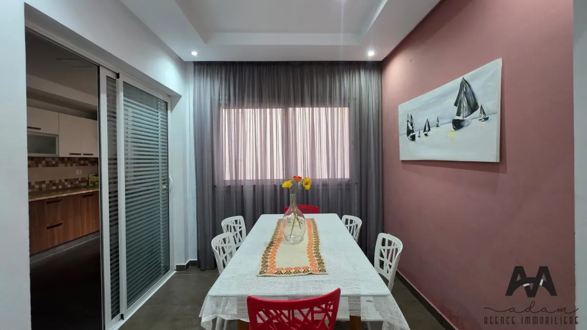Étage de Villa S+3 Meublé à Louer à l’Année – Nabeul