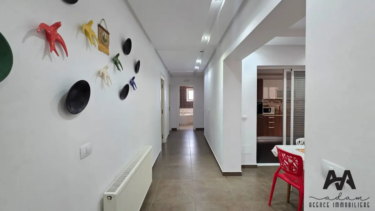 Étage de Villa S+3 Meublé à Louer à l’Année – Nabeul