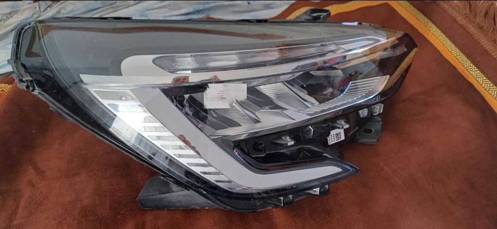 Phare dacia stepway logan tiguan megane 4 clio 5 polo8