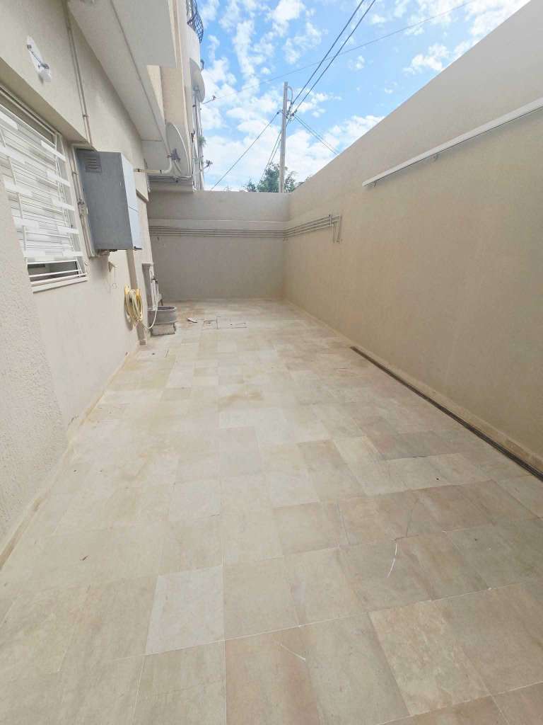 Rez chausser  s2 180 m2 à hammam sousse 