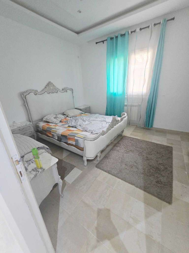 Rez chausser  s2 180 m2 à hammam sousse 