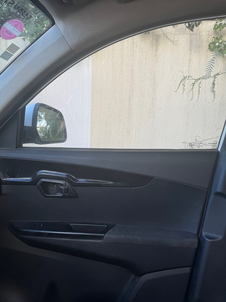 A vendre : « MAHINDRA KUV100 K8