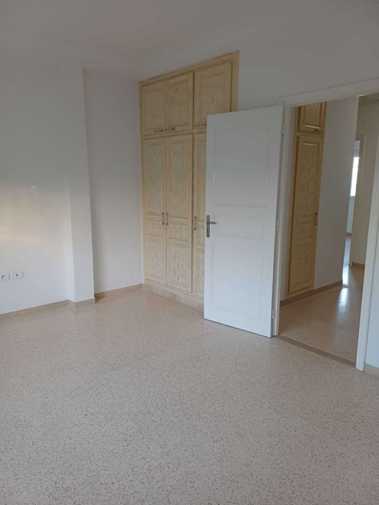 Etage de villa a louer 