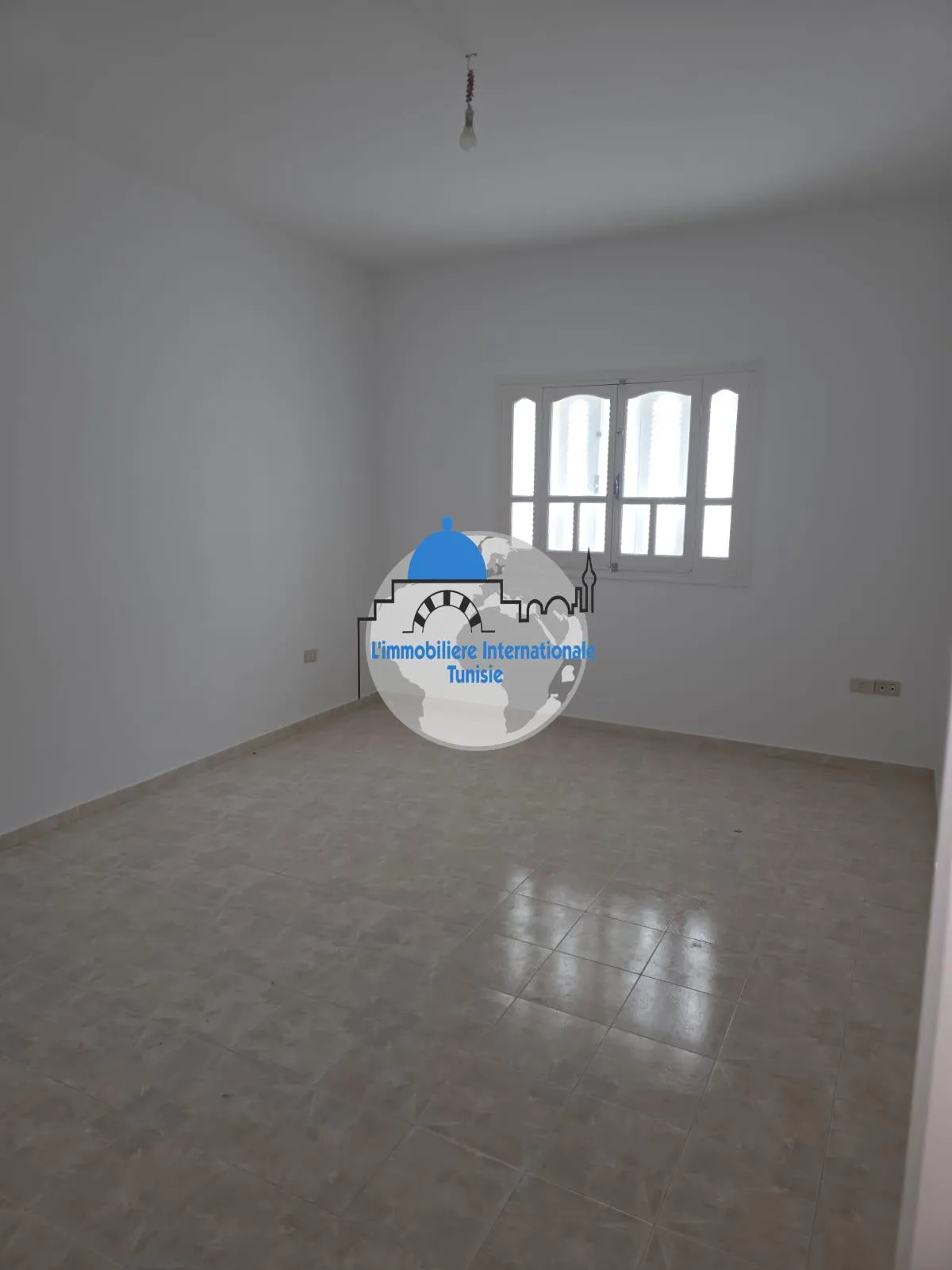 Appartement S+2 à vendre à 𝗖𝗵𝗮𝘁𝘁 𝗠𝗮𝗿𝗶𝗲𝗺