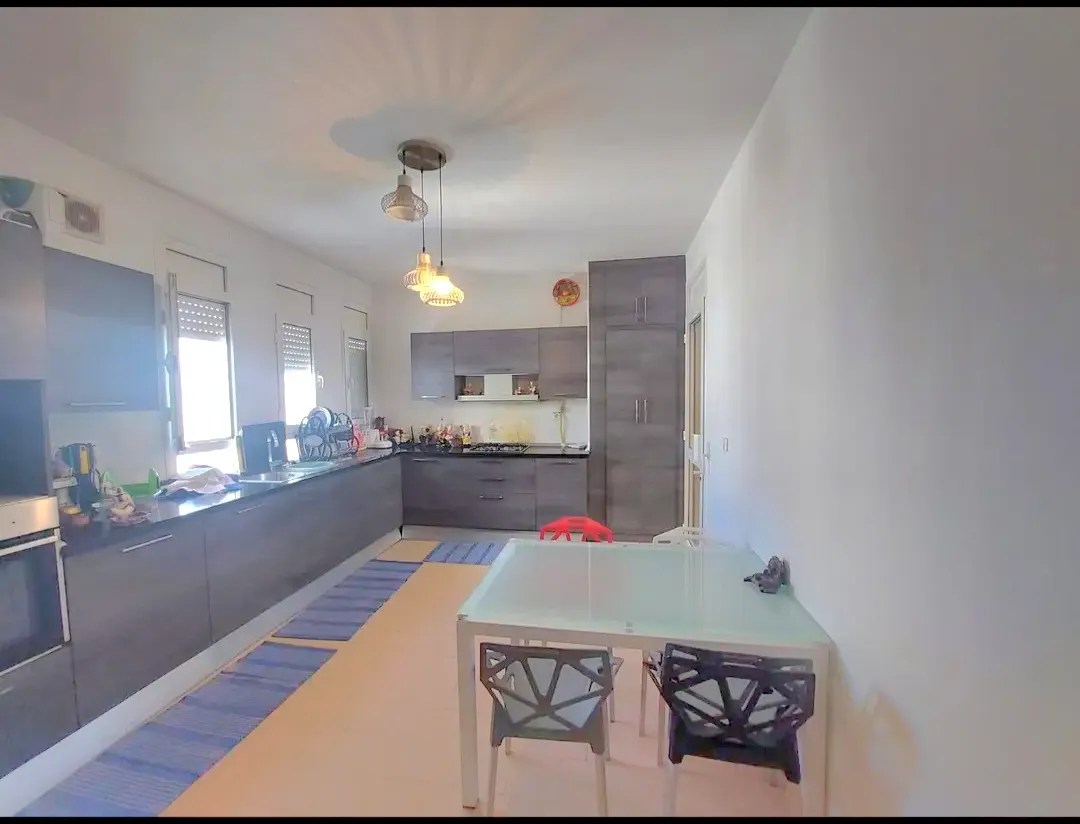 A Vendre un Duplex S+4 à Ennasser 2