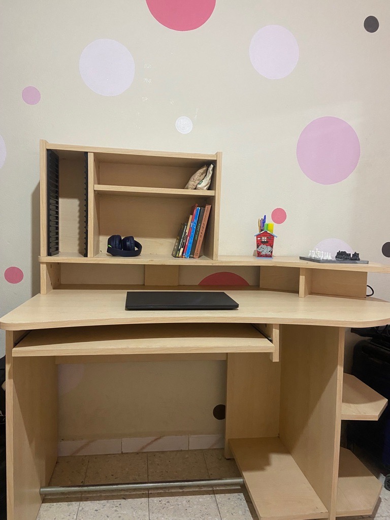 Bureau en très bon état