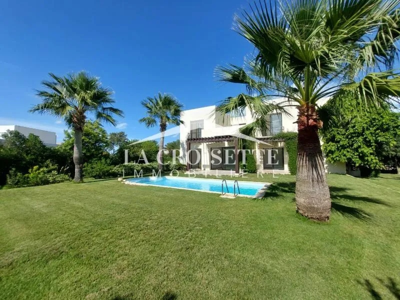 Villa s3 avec piscine à La Marsa MVL0016
