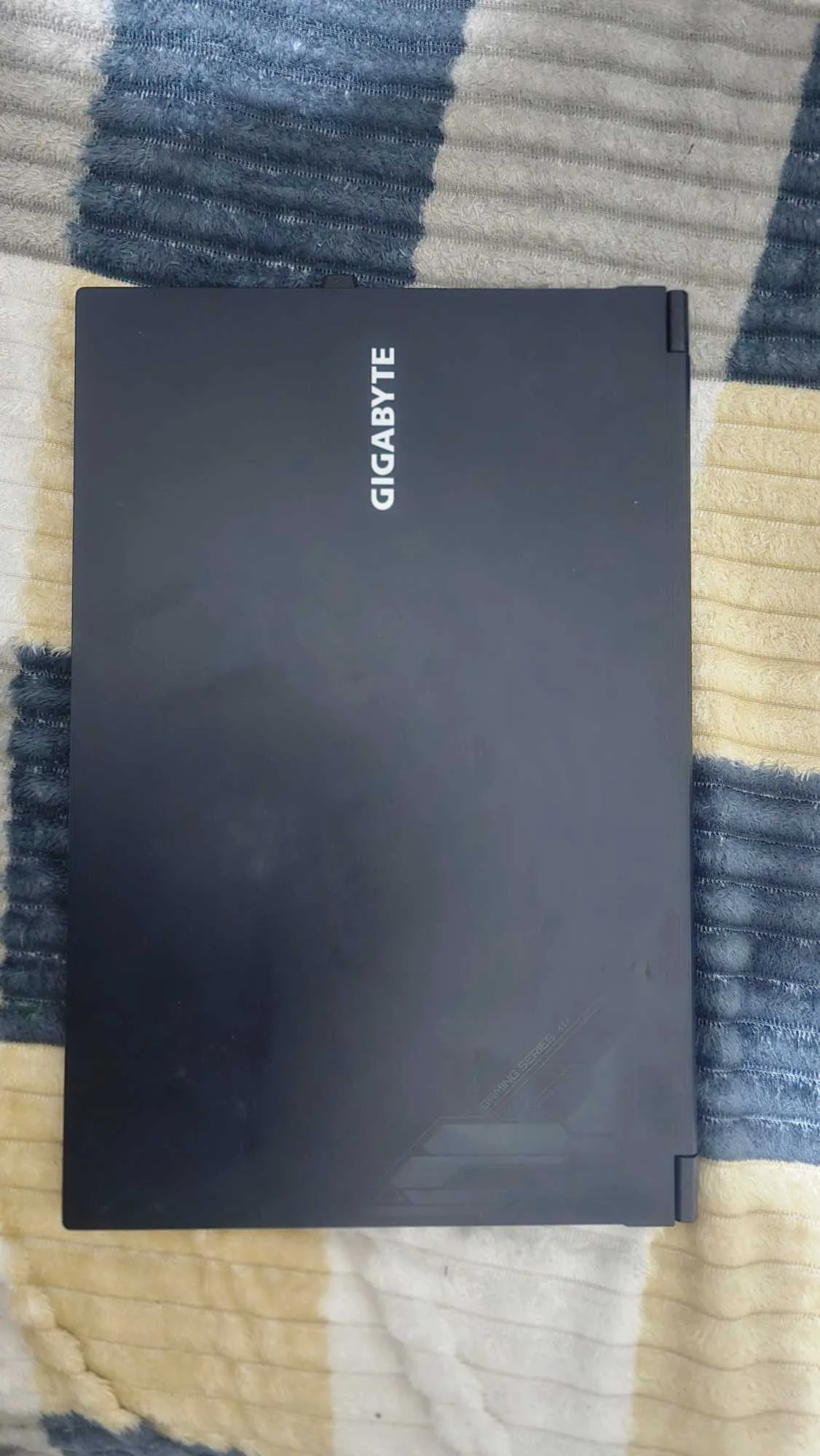 Gigabyte G5KF / i7-13620H / RTX 4060 8G / 16 Go DDR5 / 1 To SSD