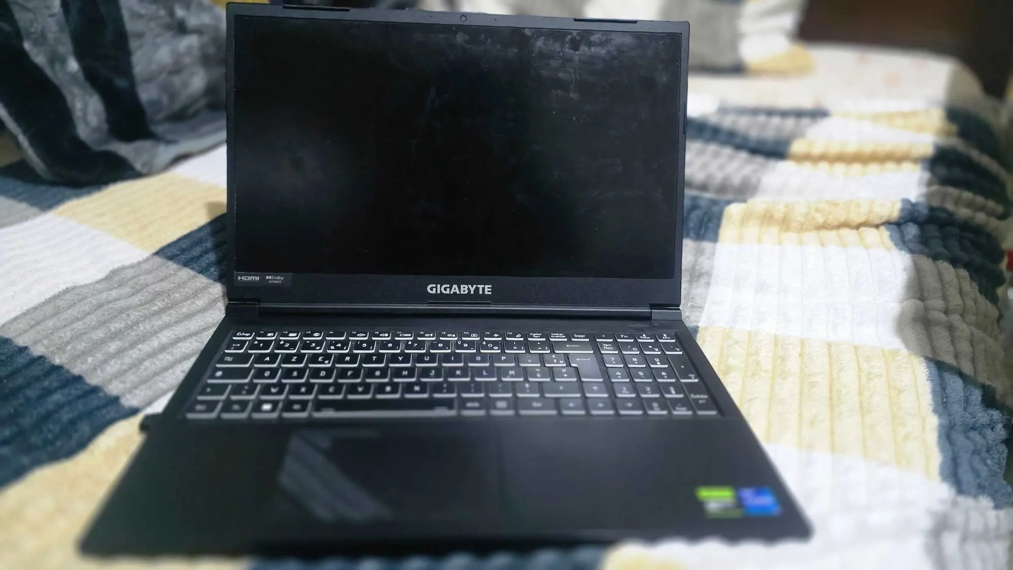Gigabyte G5KF / i7-13620H / RTX 4060 8G / 16 Go DDR5 / 1 To SSD