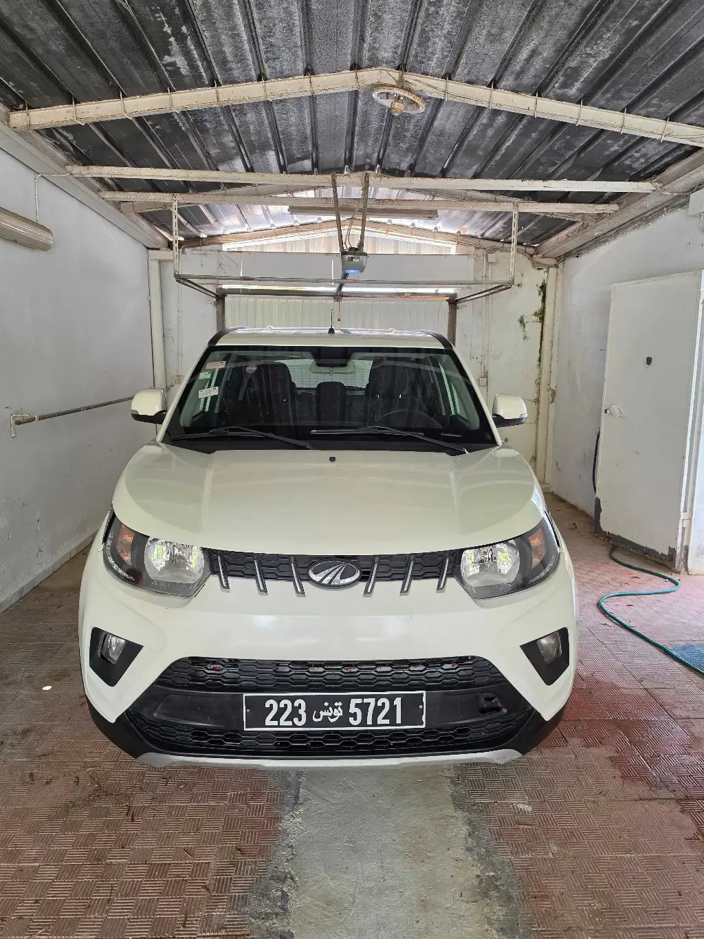 Voiture Mahindra