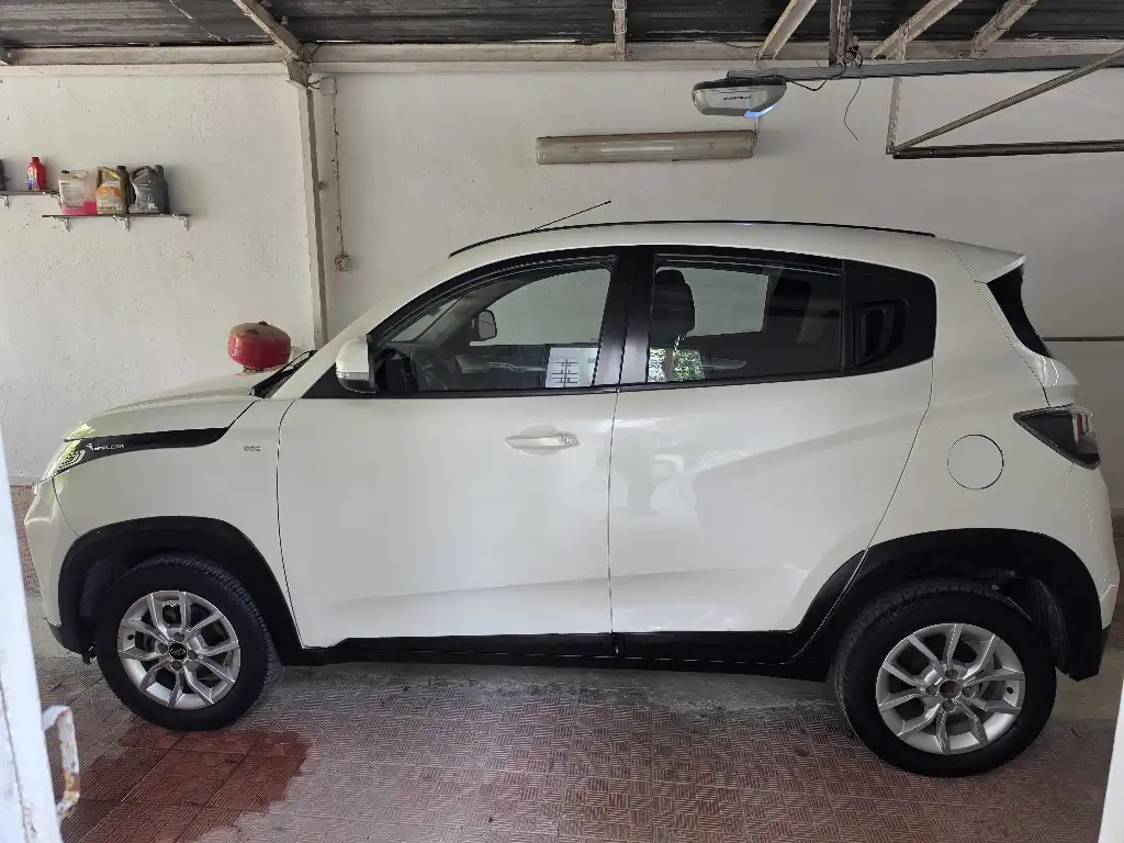 Voiture Mahindra