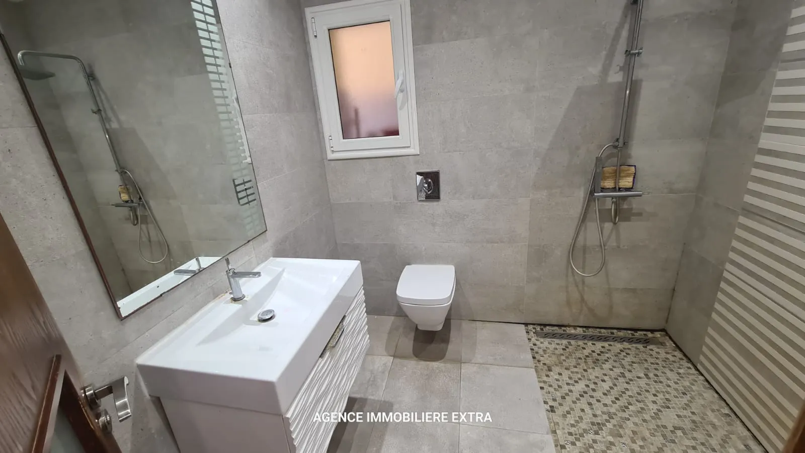 Location Rez-de-chaussée à Nabeul – Cité Néapolis, Emplacement Calme et Chic