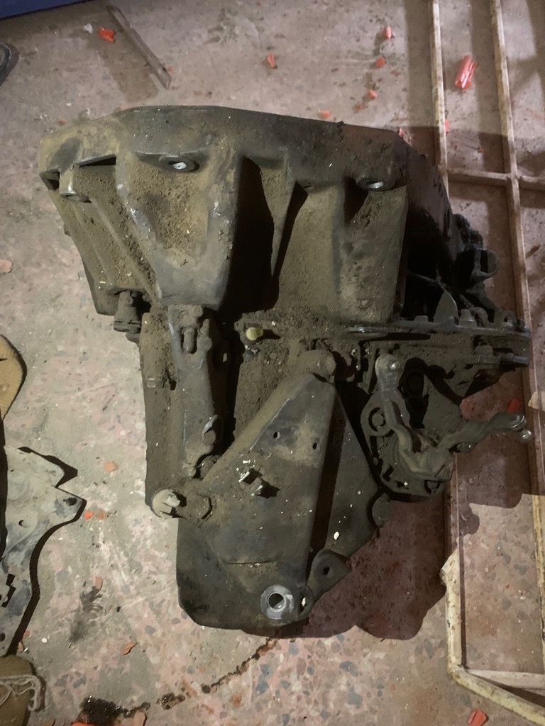 Boîte de vitesse clio 2