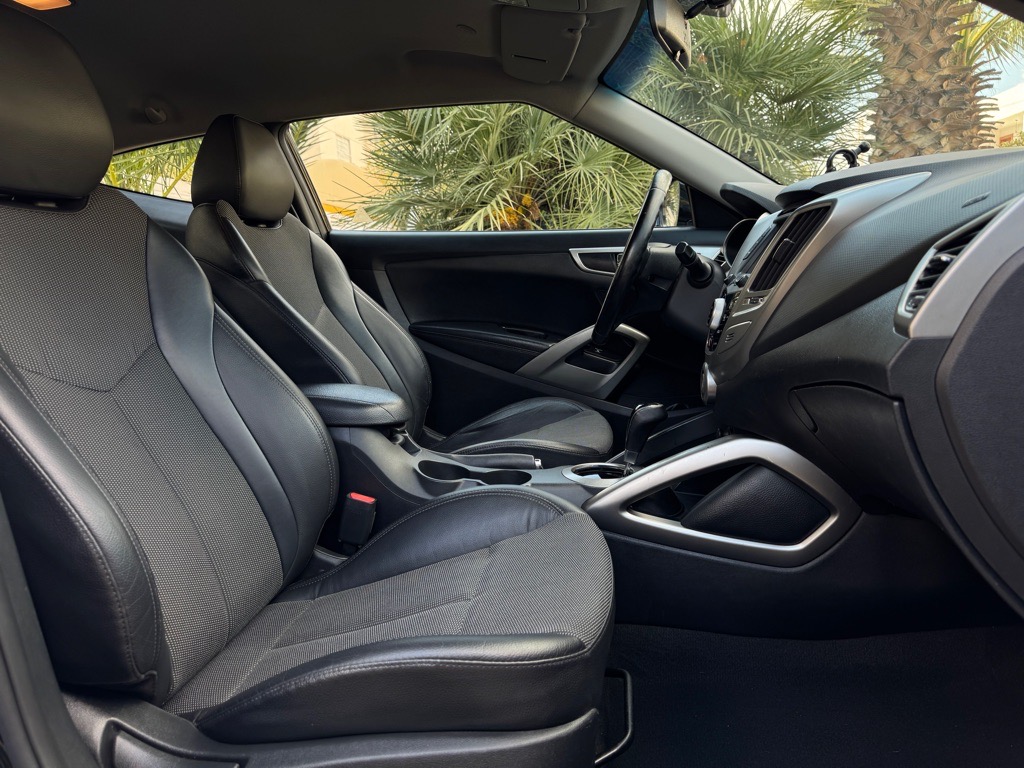 HYUNDAI Veloster 2015