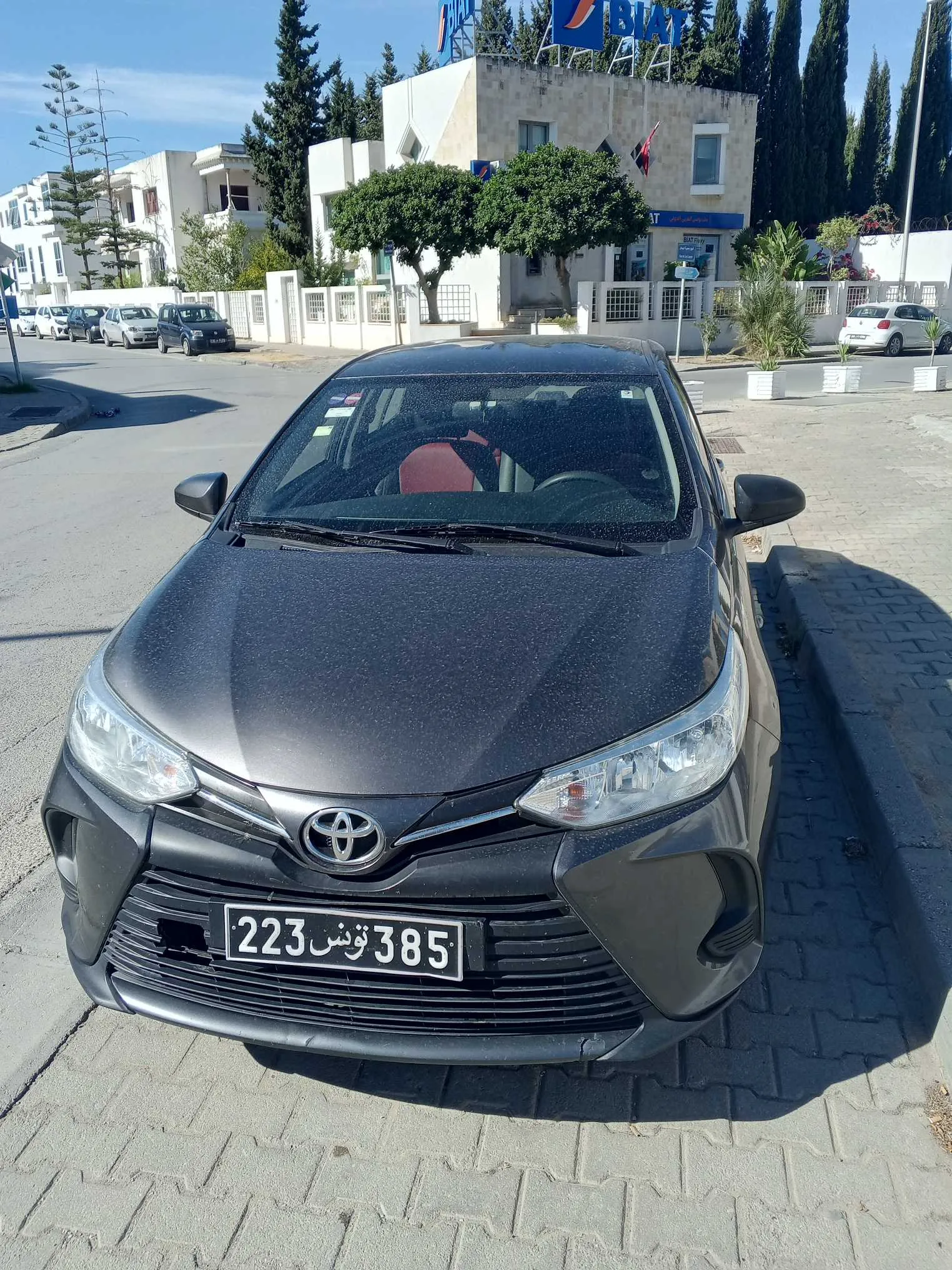 Toyota yaris sedan E